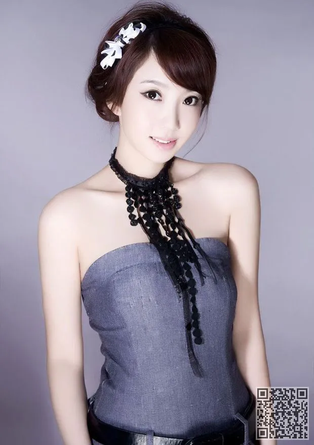 画报在倪鑫玩大美人,柔软清新、MM