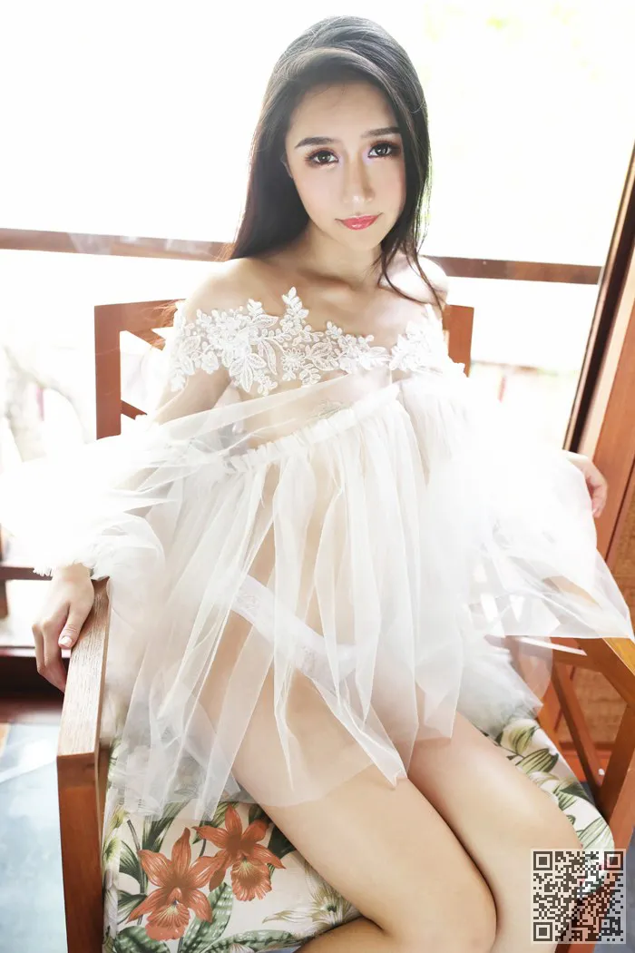 神与女神家大小姐的屁股比迷人、于大小姐、宅男女神、翘臀、酥胸