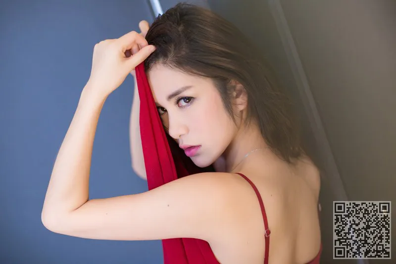 李黑丝性感女神”前凸后翘郝乳房有吸引力、前凸后翘、李七喜、欲女、黑丝