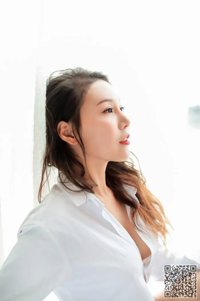 极端不可抗拒的欲望女神王莫姿态优雅的举止勾魂、勾魂、女神、王沫儿