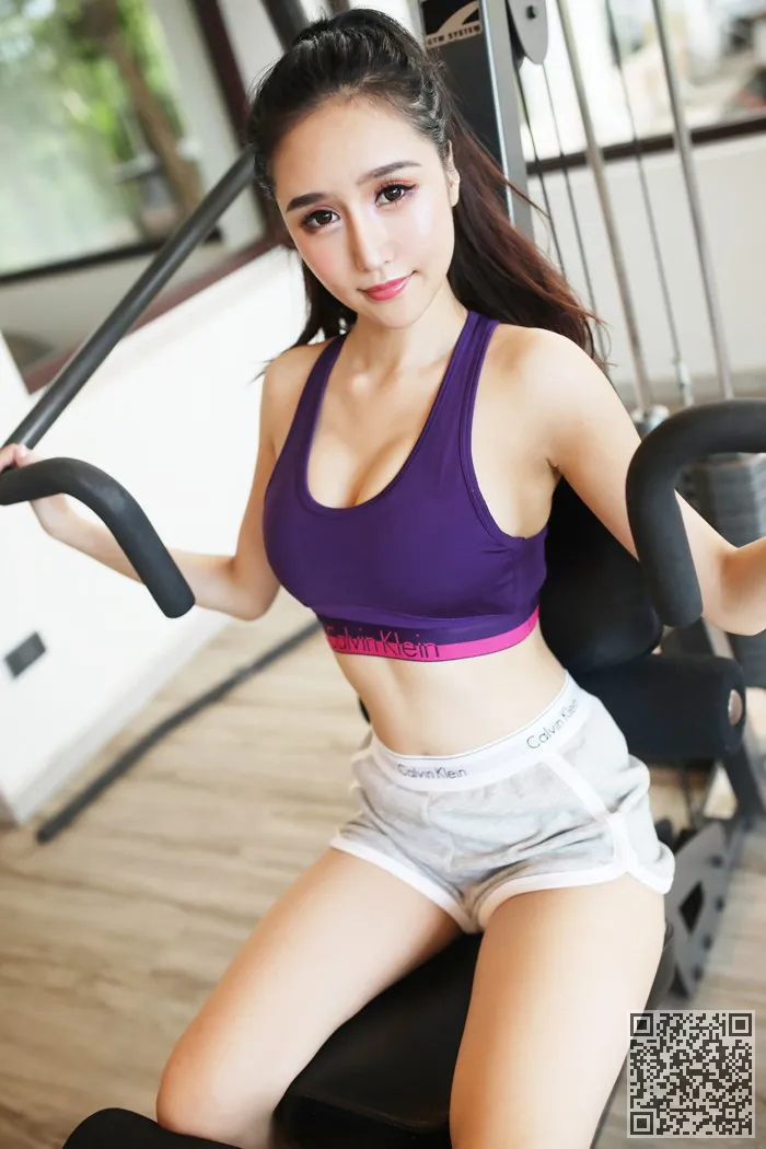 运动美的女神热形状很难抵制诱惑、美喻、诱惑、运动女神