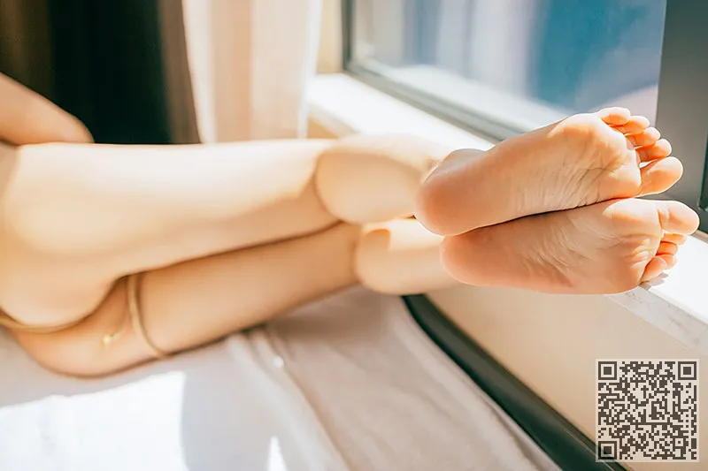动摇萎萎徐M女孩龟甲绳子捆绑好尸体、少女、开胸制服、徐薇薇、胴体、诱人
