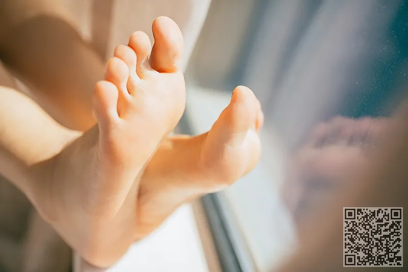 动摇萎萎徐M女孩龟甲绳子捆绑好尸体、少女、开胸制服、徐薇薇、胴体、诱人