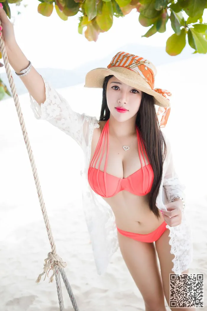 美丽的夫人佳佳,白色的大长腿丰满胸部亮眼、嘉嘉、长腿