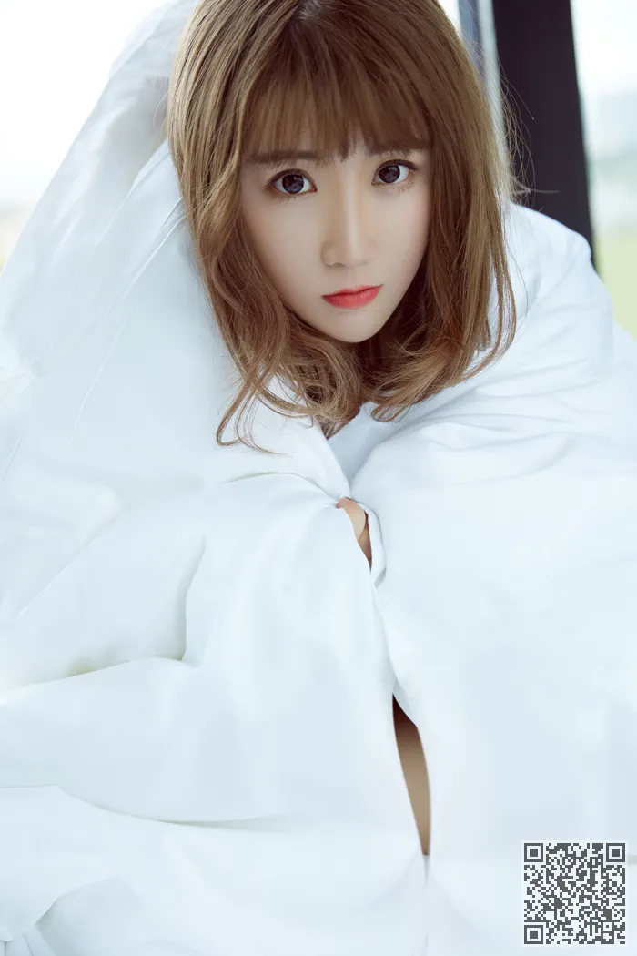 樱花惊人的女友范月屁股把漂亮的大眼睛、女友、巨臀、绯月樱