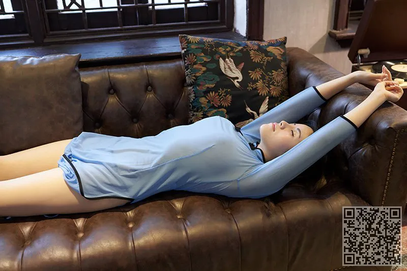 妩媚的尤物梦田的学生无法掩饰那丰满的胸部、尤物、巨乳、梦恬