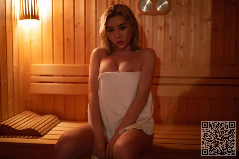 风情美人萌汉药手捧双乳迷情汗蒸房