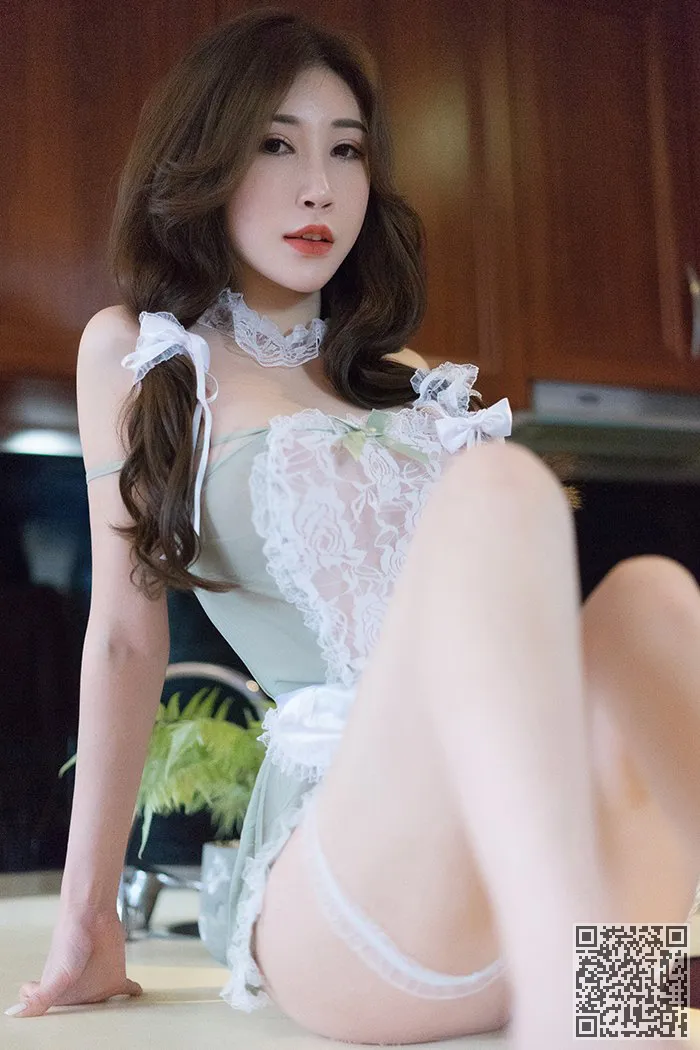 等待着你去设置丰满媚娘太阳Mengyao女仆的吸引力、女仆、媚娘、孙梦瑶、情趣