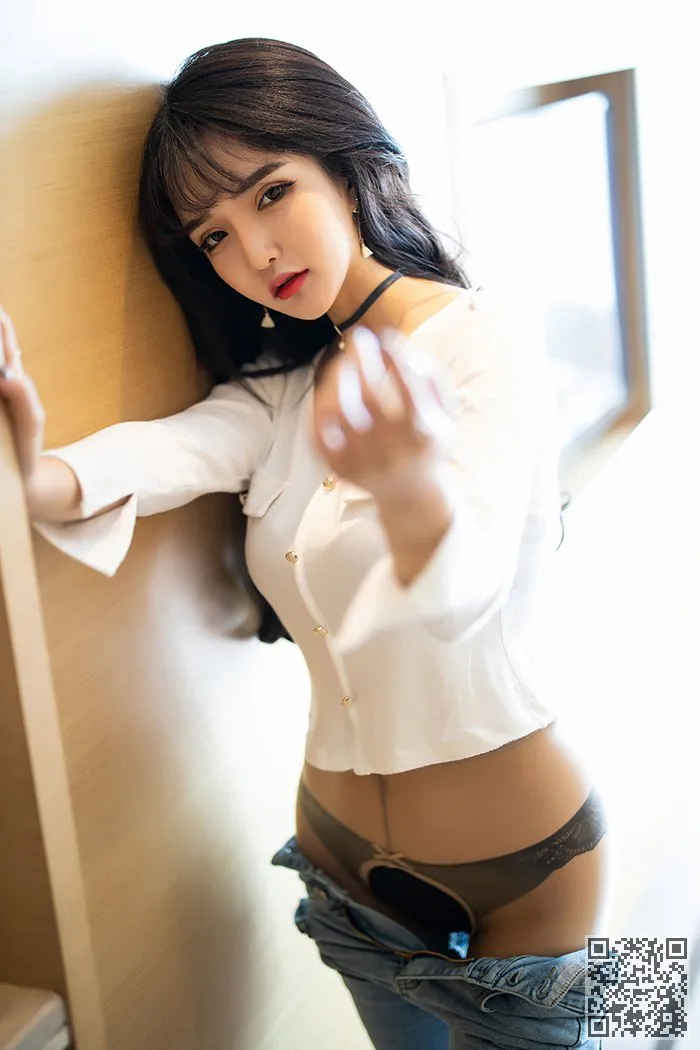 热妹妹巫女拔玉足摆姿势、Miko酱、搔首弄姿、玉足、肉丝