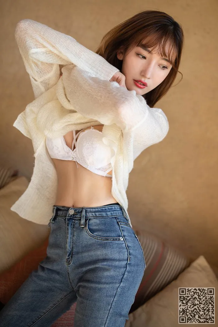 只有美丽的女神玛丽黑色丝质袜子做状态非常严、女神、网袜、陆萱萱、黑丝