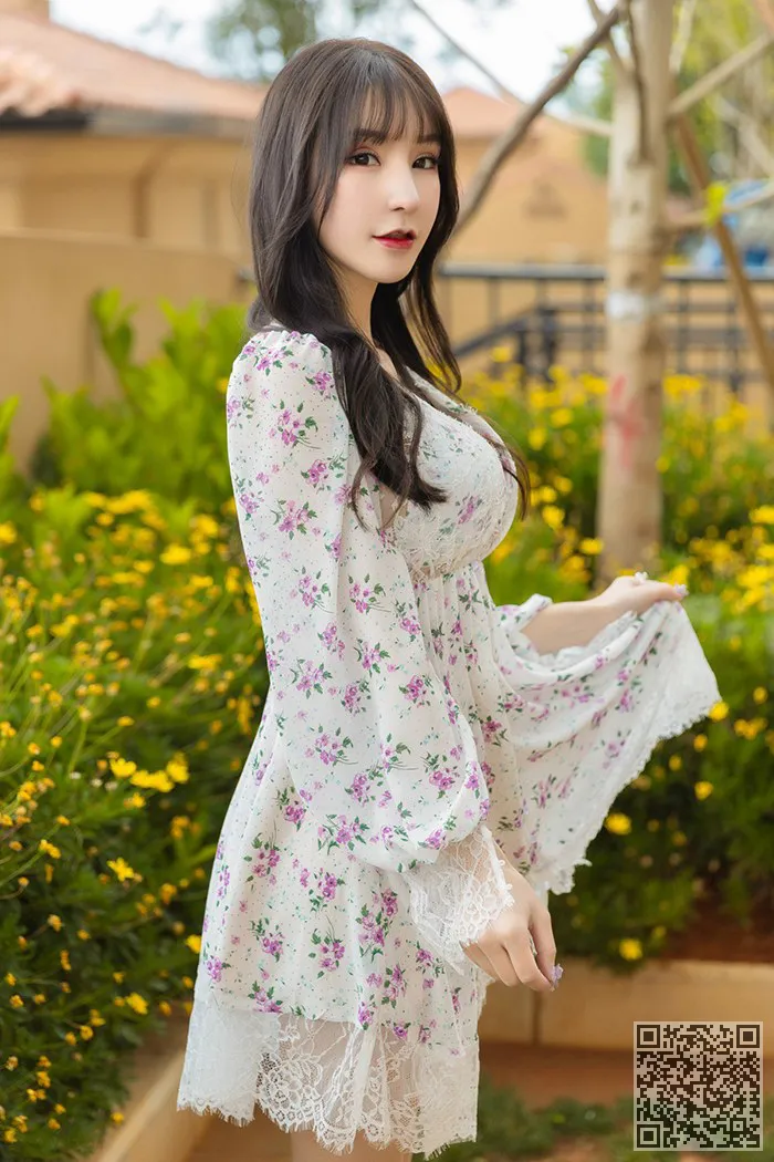 繁荣的自己一个星期在一个透明的蕾丝JueTun提示、周于希、撅臀、玉女、蕾丝