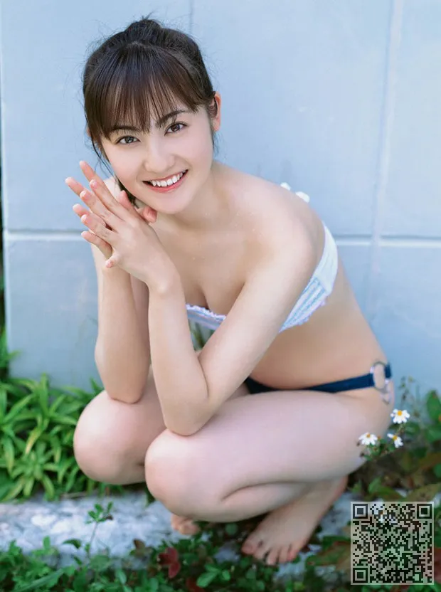 皮肤白嫩美眉在新鲜的照片照片、写真、照片、美眉