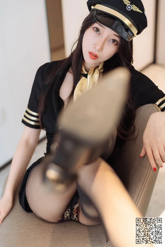 外观水平高度h h高黑丝制服诱惑、h儿h、制服诱惑、高跟、黑丝