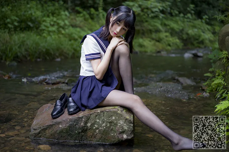 休克的一个学生叫恶魔喵黑丝制服字段显示、学生妹、激萌、魔物喵、黑丝制服