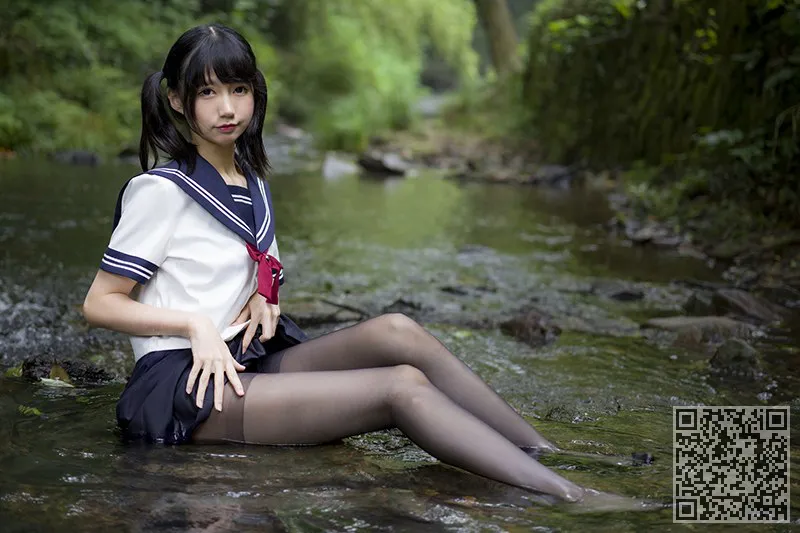 休克的一个学生叫恶魔喵黑丝制服字段显示、学生妹、激萌、魔物喵、黑丝制服