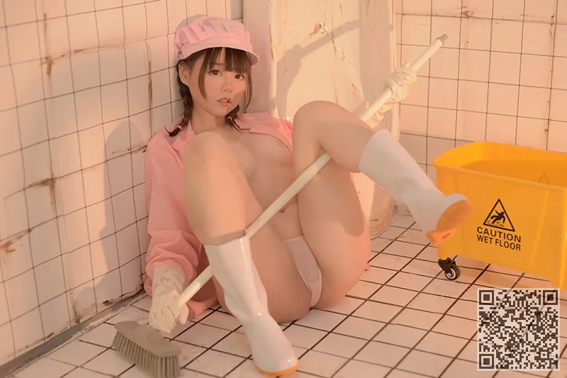不成熟的清洁工肉肉蜂蜜身体被迫透露、清洁员、肉肉、露出
