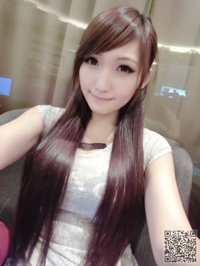 台湾热妹妹小果实糖迷人的自拍照片、果小糖、正妹