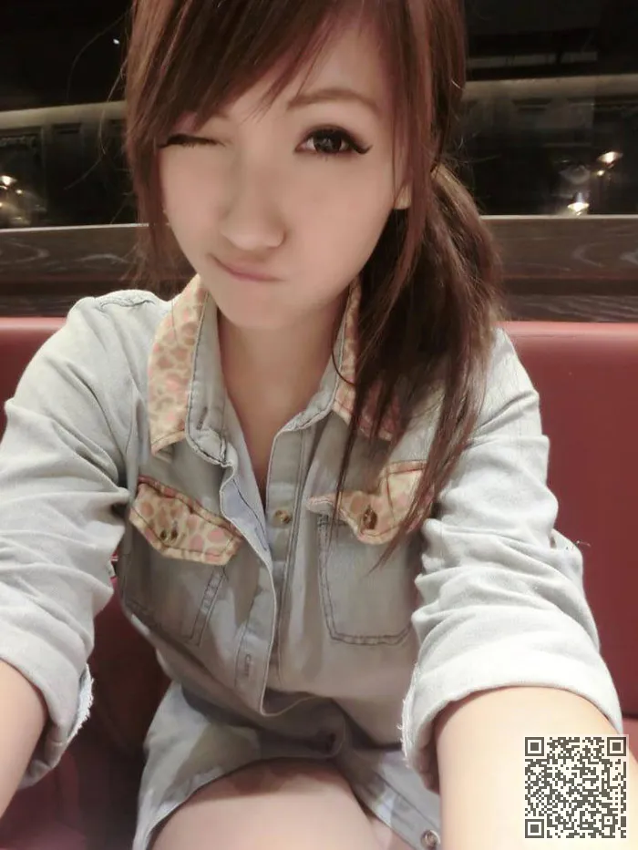 台湾热妹妹小果实糖迷人的自拍照片、果小糖、正妹