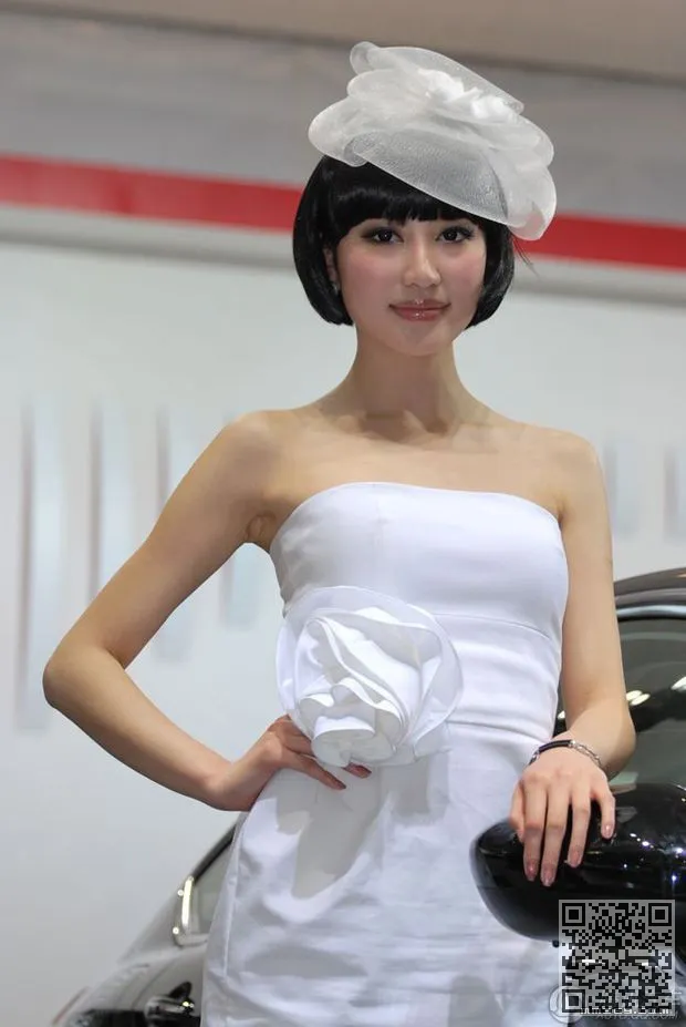 雪铁龙汽车美容的性能模型、美女、车展、车模、雪铁龙