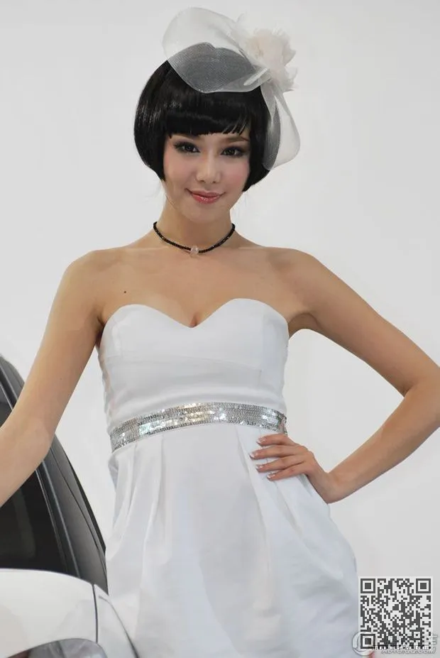 雪铁龙汽车美容的性能模型、美女、车展、车模、雪铁龙