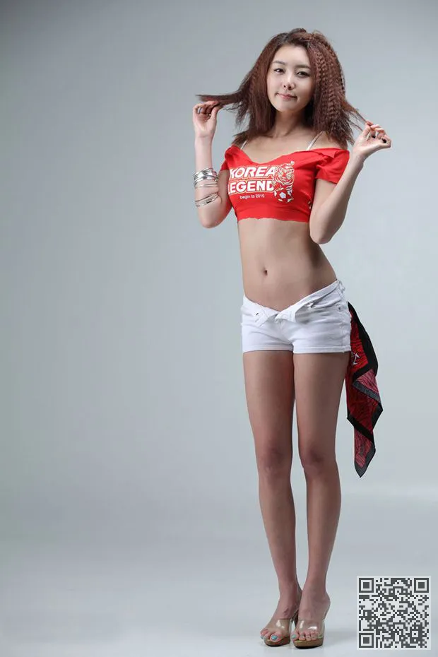 韩国性感模特李蜀感觉很饱了、性感车模、李舒情