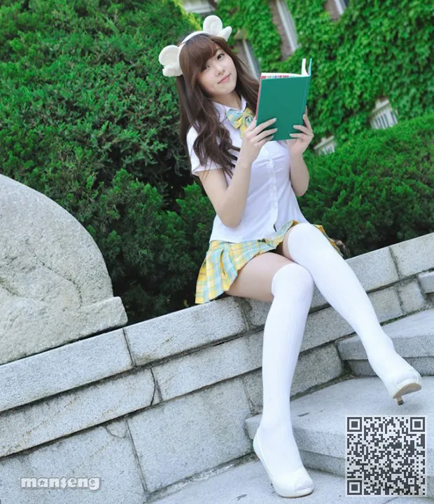纯美天使郑世蕴好身材秀美腿