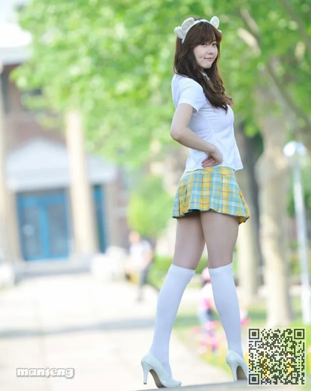 纯美天使郑世蕴好身材秀美腿