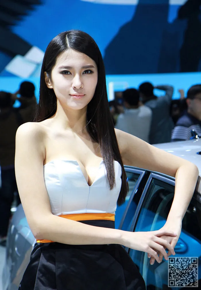 清新优雅的模型时钟LuChun完美的图、钟鹿纯