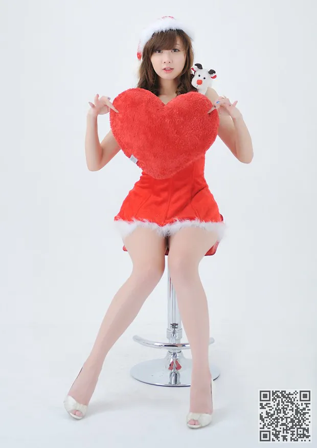 甜蜜的韩国女孩郑积累私人照片、私房照、郑世蕴